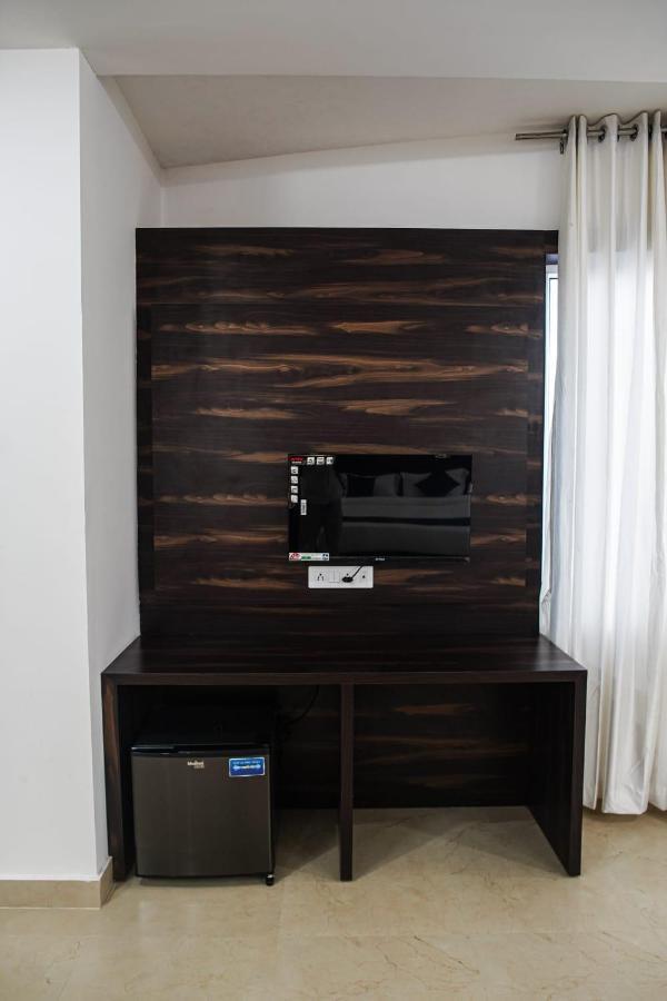 Hotel A G Palace Duliagaon 외부 사진